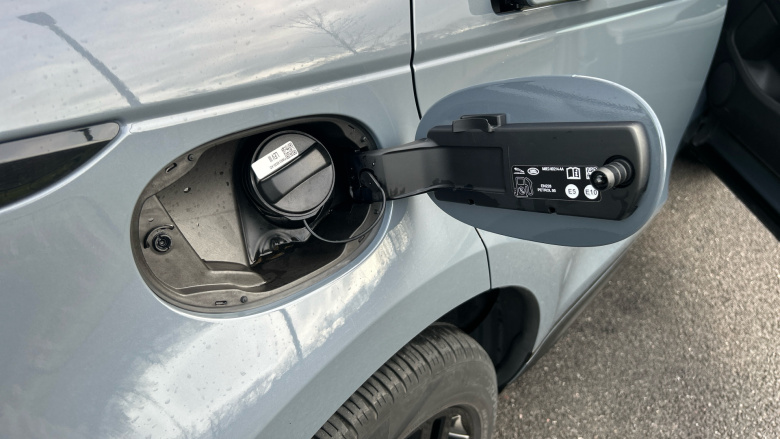 Land Rover Range Rover Evoque 1.5 P300e Evoque Edition 5dr Auto Hatchback